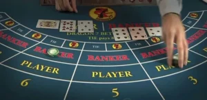 Hướng dẫn cách chơi rút bài baccarat