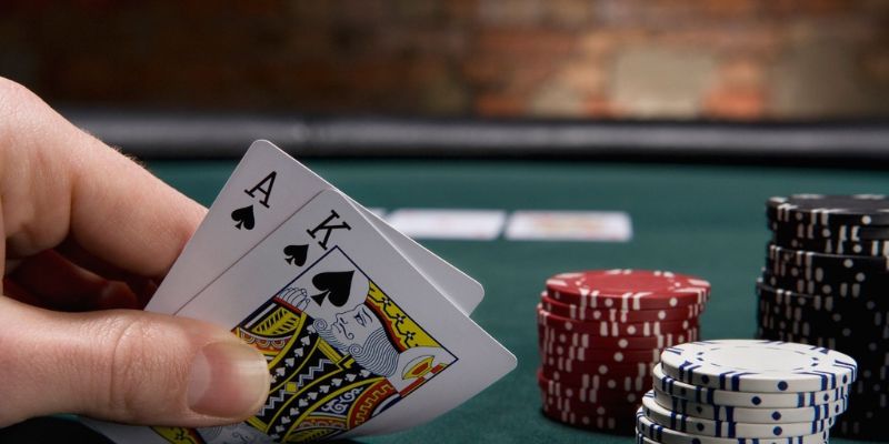 Một số lời khuyên quan trọng giúp cải thiện kỹ năng chơi Poker